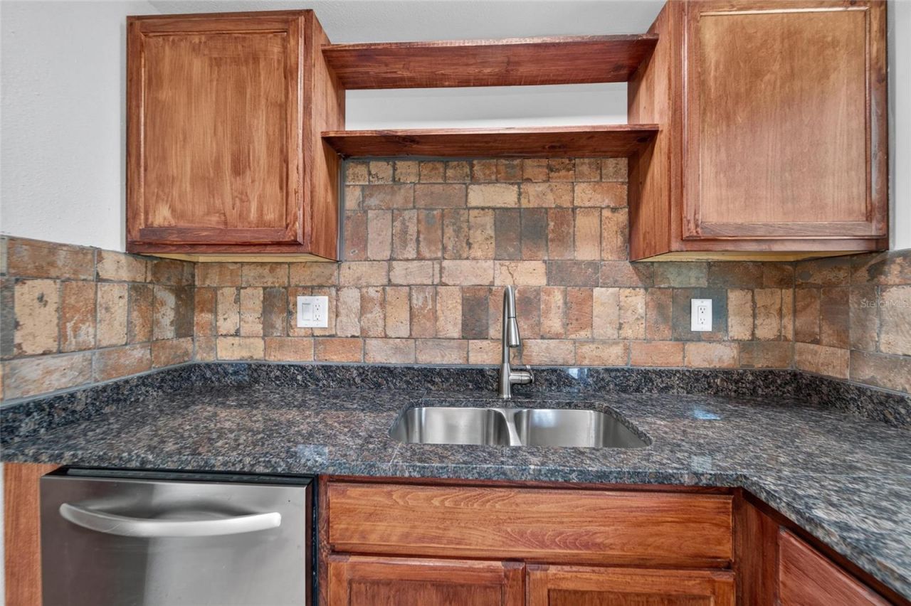 506 Shamrock Road, Brandon, FL 33511 Photo
