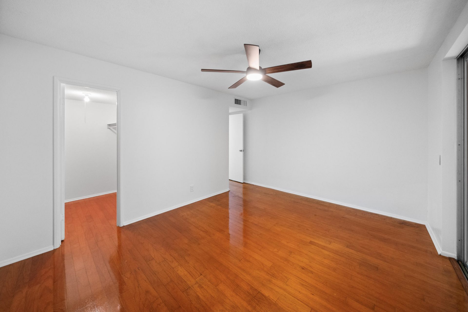 2540 Boundbrook Boulevard, Unit 110, Palm Springs, FL 33406 Photo