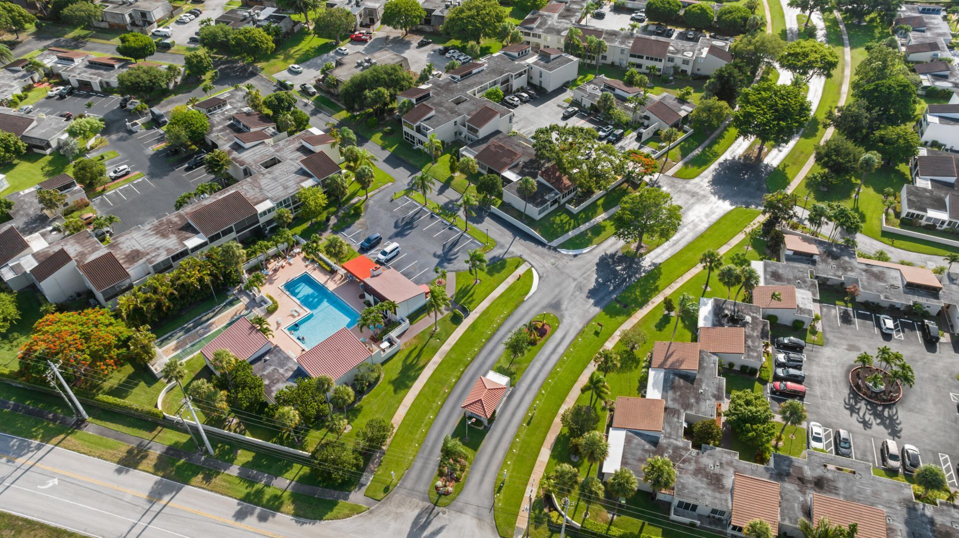 2540 Boundbrook Boulevard, Unit 110, Palm Springs, FL 33406 Photo