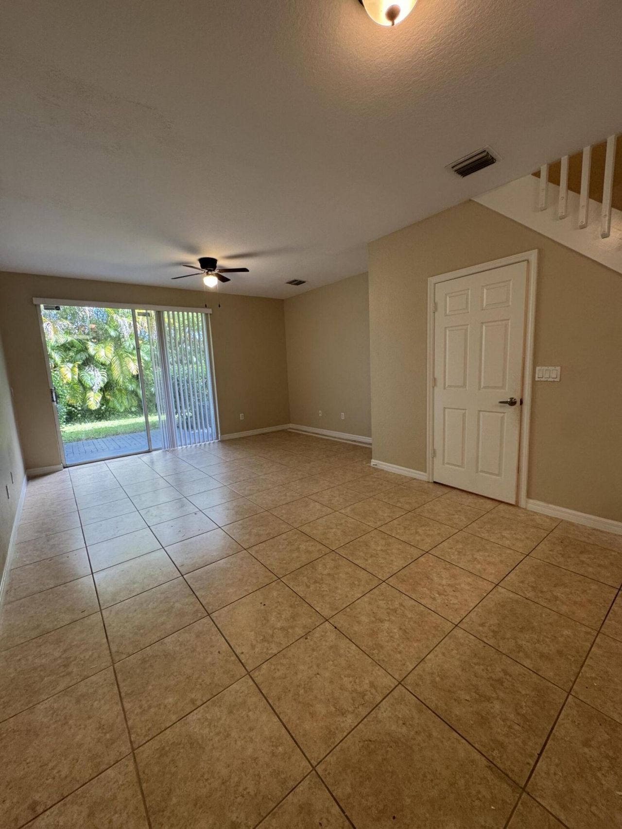 1992 Alamanda Way, Riviera Beach, FL 33404 Photo