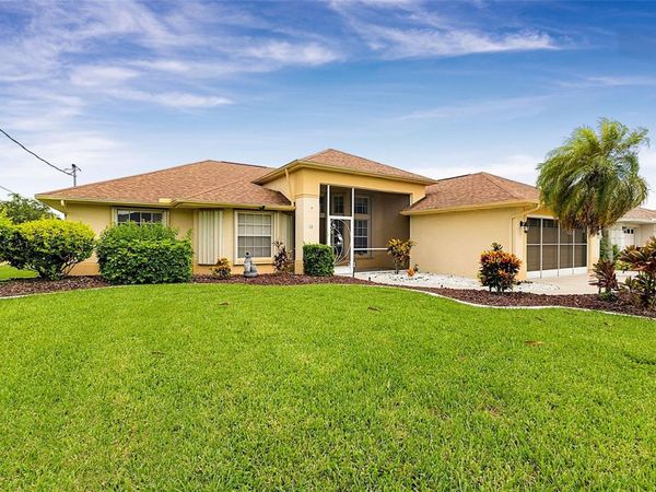 20 MEDALIST COURT , ROTONDA WEST, FL 33947
