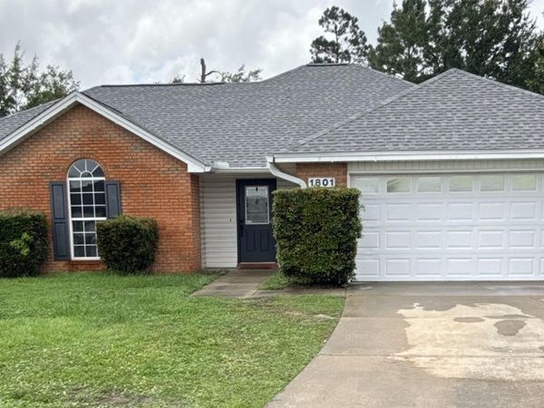 1801 Bowman Lane , Lynn Haven, FL 32444