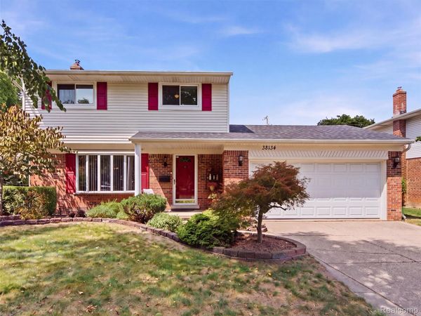 38134 Ross Street , Livonia, Mi 48154