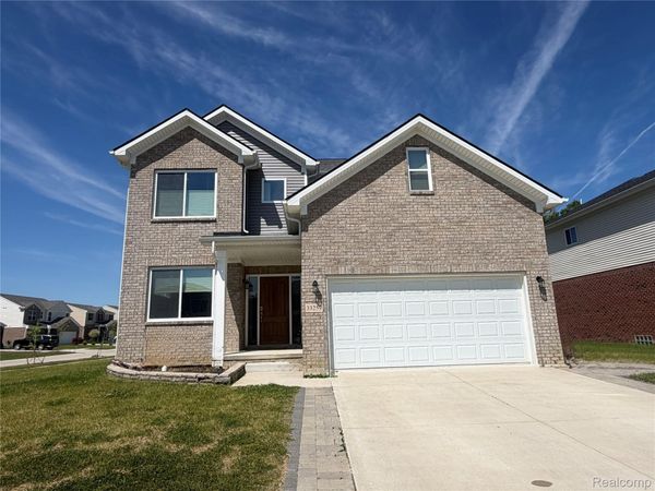 33259 Blue Spruce Drive , Sterling Heights, Mi 48310