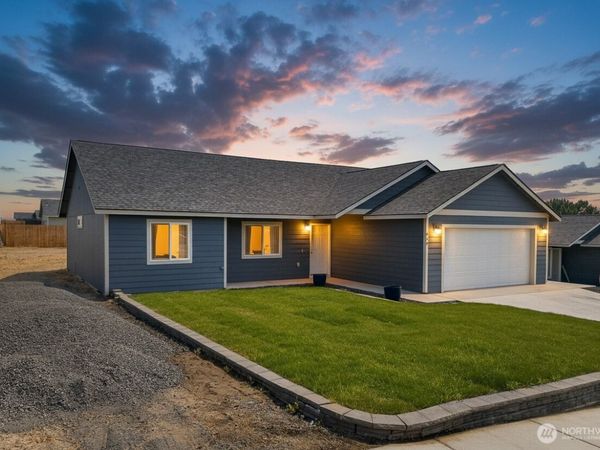 619 Kimberly Avenue , Royal City, WA 99357