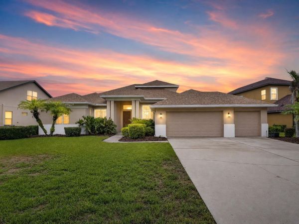 111 FALLING WATER DRIVE , BRANDON, FL 33511