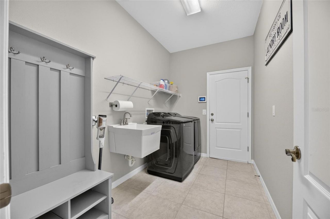 111 Falling Water Drive, Brandon, FL 33511 Photo
