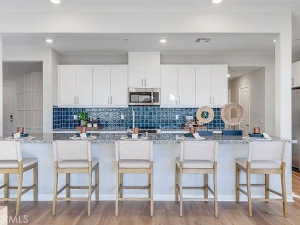 7488 Penn Avenue , Hesperia, CA 92345