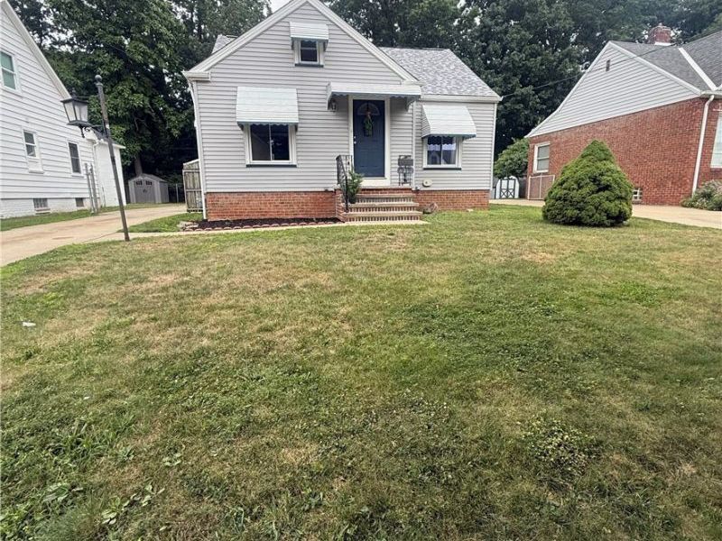 3312 Hearthstone Road , Parma, OH 44134 Photo 1
