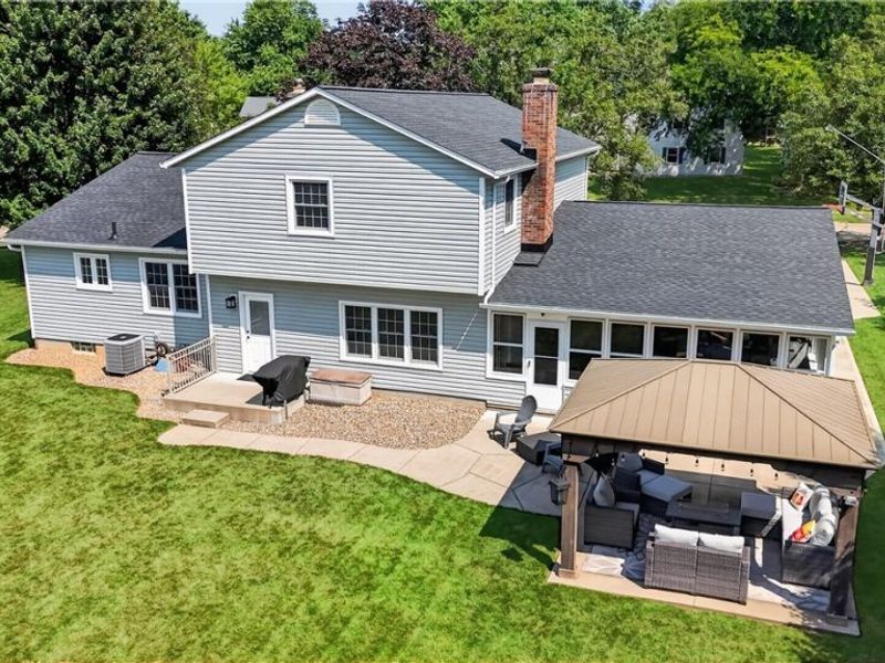 423 Winding Way, Wadsworth, OH 44281 Photo 6
