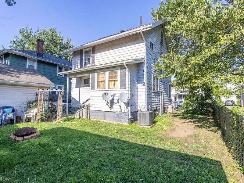 841 10th Street NE, Massillon, OH 44646 Photo 4