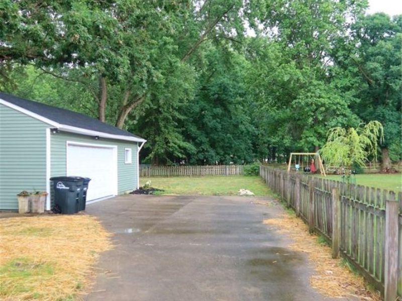 7402 Stone Road, Independence, OH 44131 Photo 32
