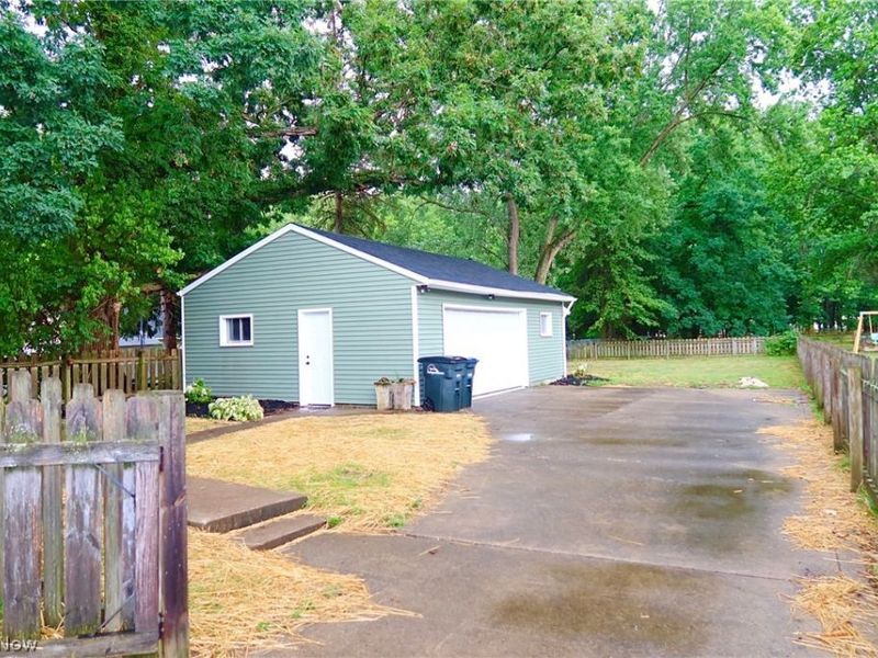 7402 Stone Road, Independence, OH 44131 Photo 33