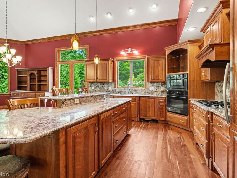 13945 Butternut Road, Burton, OH 44021 Photo 11