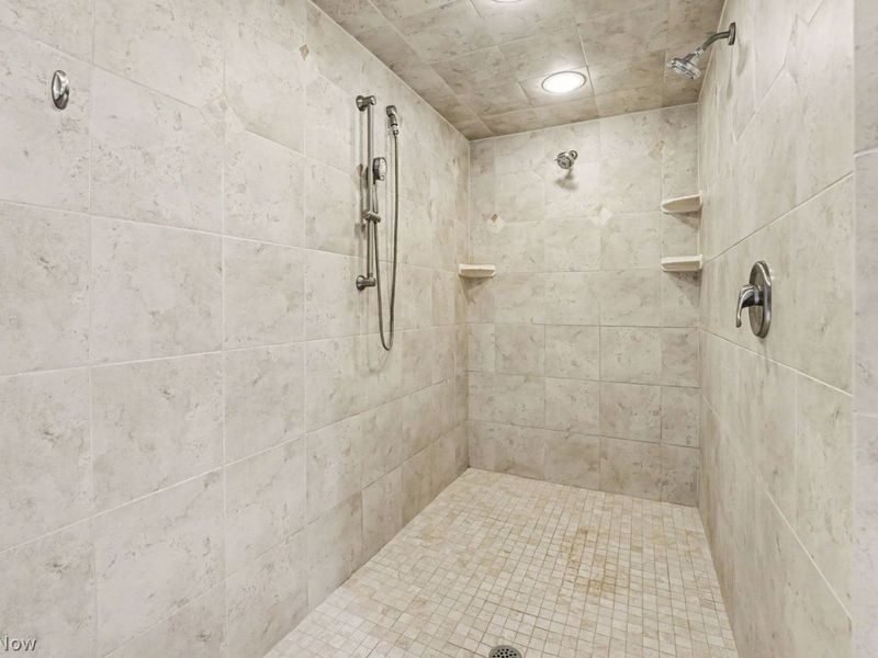 13945 Butternut Road, Burton, OH 44021 Photo 18