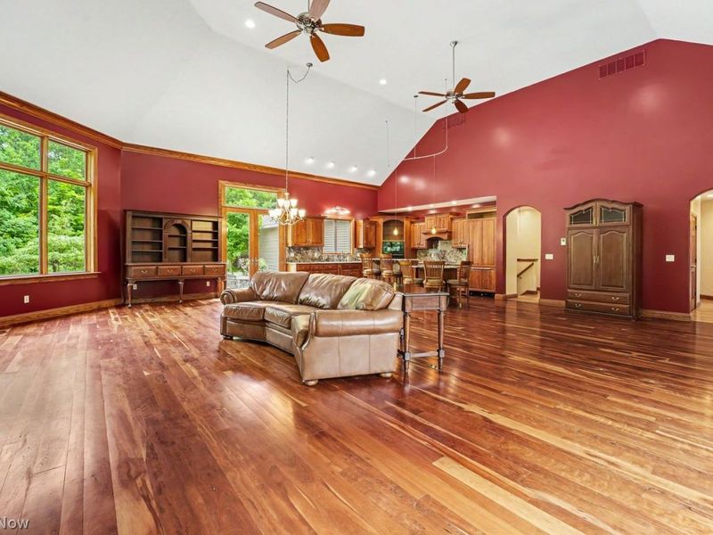 13945 Butternut Road, Burton, OH 44021 Photo 8