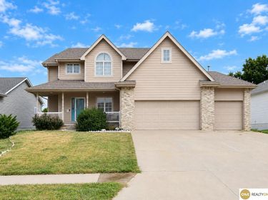 16530 Redwood Street, Omaha, NE 68136