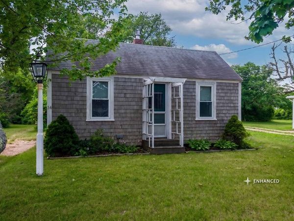 34 Curtis Ln, Edgartown, MA 02539