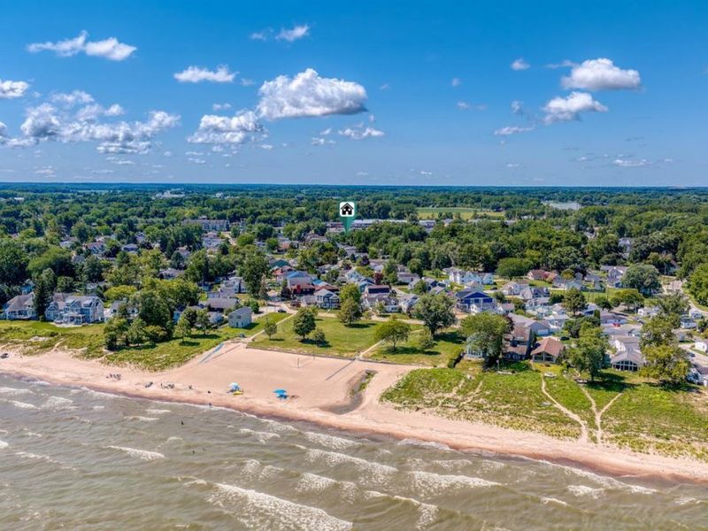 419 Miami Place, Huron, OH 44839 Photo 9