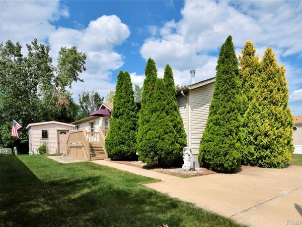 2147 Zack Ridge Drive , Berlin Township, Mi 48166