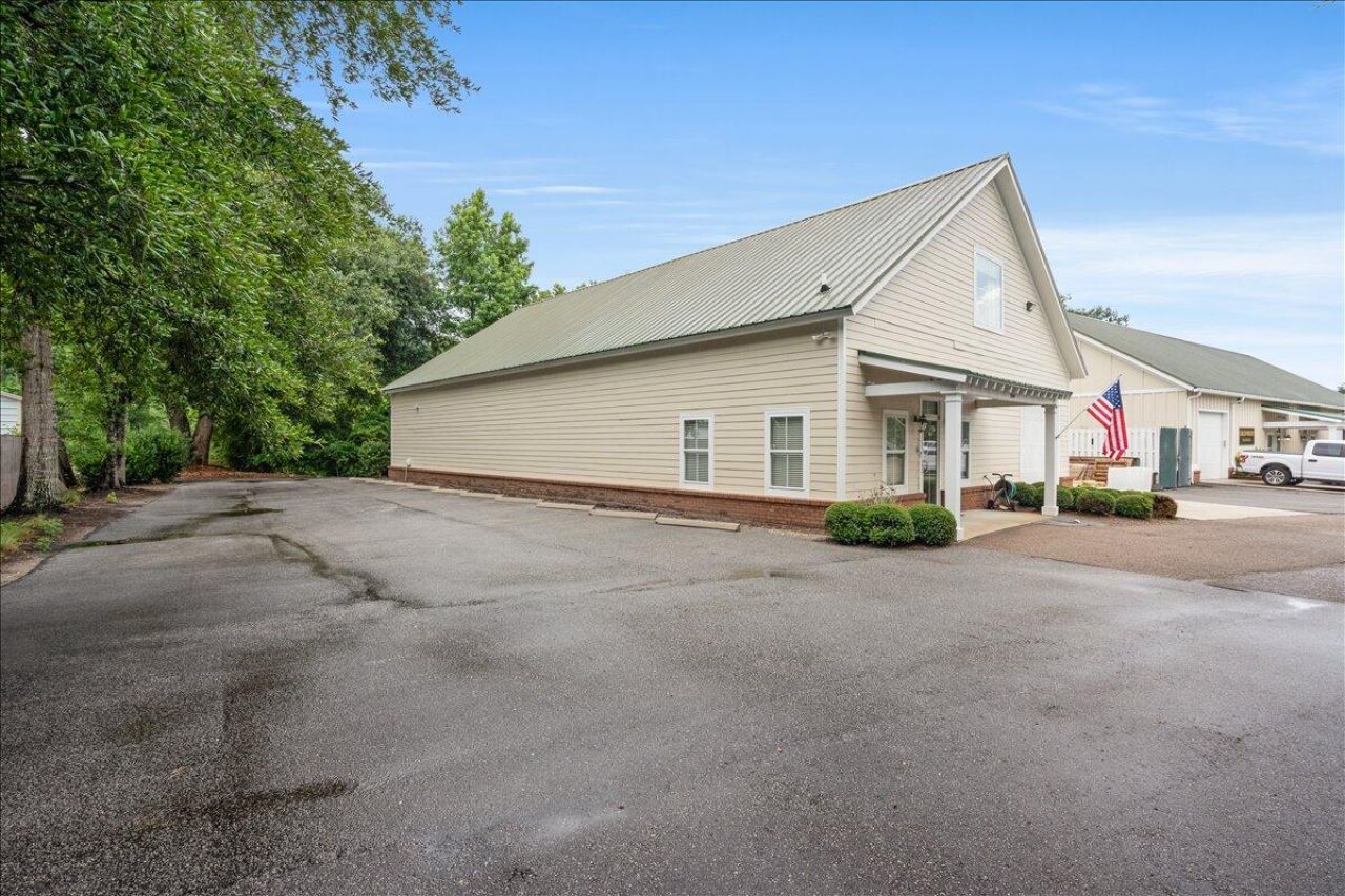 3547 Meeks Farm Road Photo 9