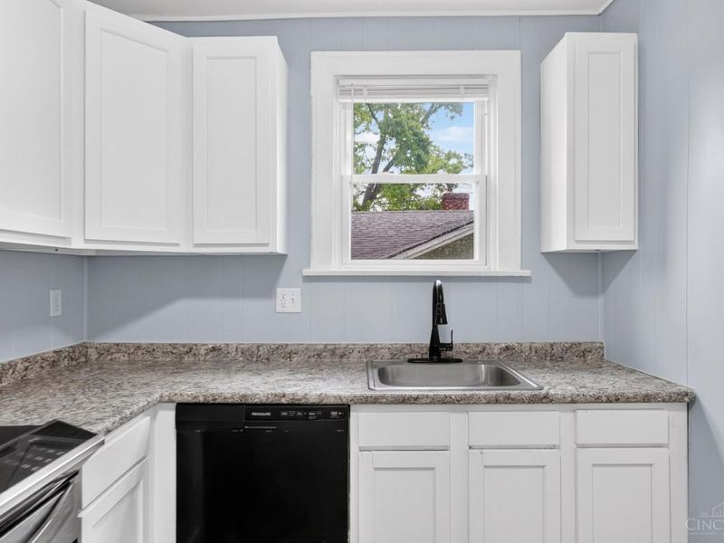 5538 Montgomery Road, Cincinnati, OH 45212 Photo 28