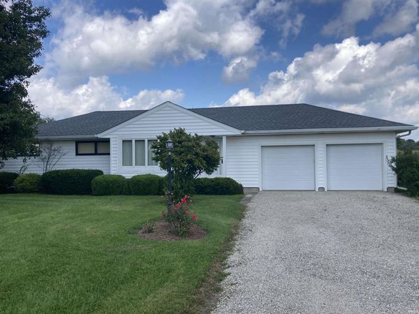 9214 N BUCK CREEK Pike, Mooreland, IN 47360