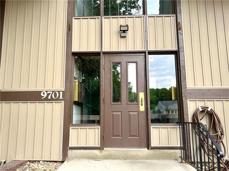 9701 Sunrise Boulevard , North Royalton, OH 44133 Photo 2