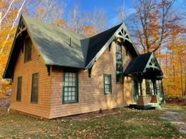 56 Highpoint Drive , Frye Island, ME 04071