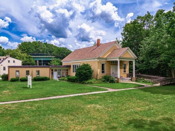 2 Howard Street , Augusta, ME 04330