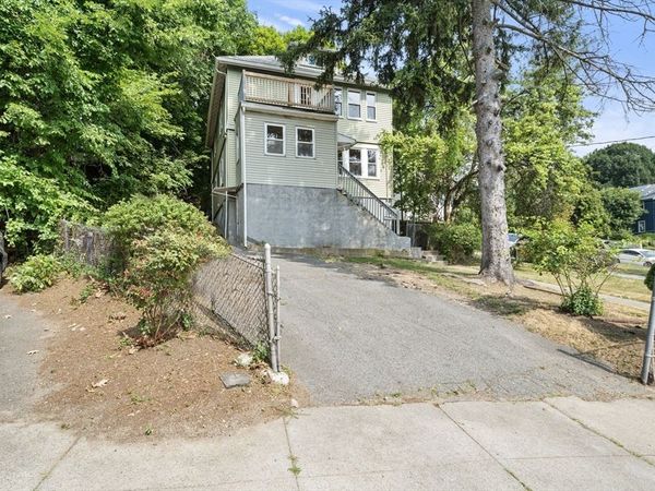 391 Poplar St, Unit 2, Boston, MA 02131