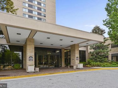 3713 S GEORGE MASON DRIVE, Unit 715, FALLS CHURCH, VA 22041
