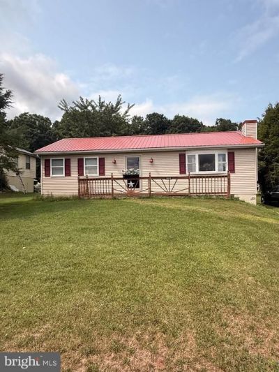 1142 Fawn Cove, Auburn, PA 17922 Main Photo