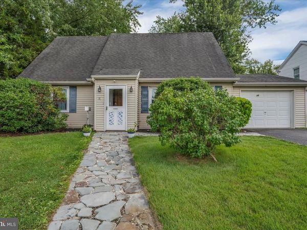 36 MESSENGER LANE, WILLINGBOROUGH, NJ 08046