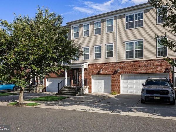 75 RIVERWALK BOULEVARD, BURLINGTON, NJ 08016