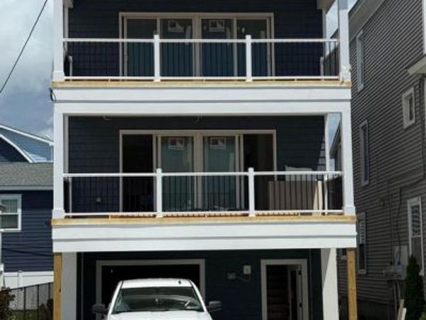 109 W MAPLE AVENUE, WILDWOOD, NJ 08260