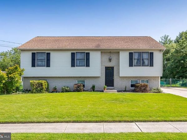 747 WILLOW DRIVE, GIBBSTOWN, NJ 08027