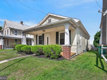 2924 HANOVER PIKE , HANOVER, PA 17331