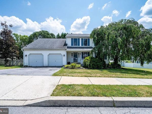 114 EAGLES LANE, READING, PA 19608