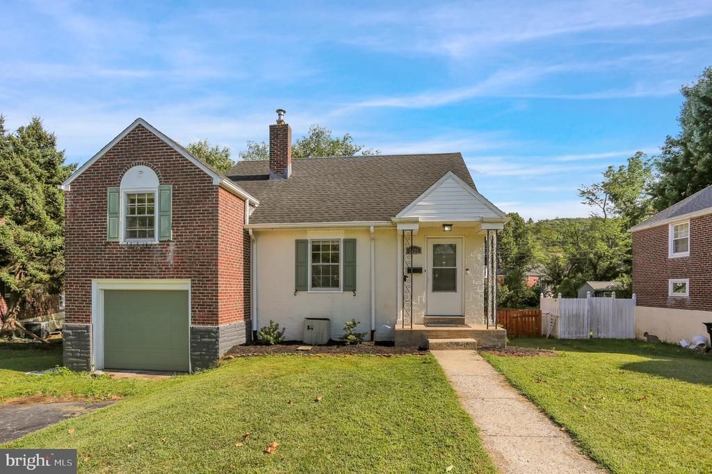 2826 Filbert Avenue, Reading, PA 19606 Main Photo