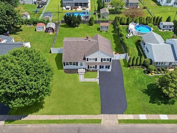 993 RIVIERA ROAD , WARMINSTER, PA 18974