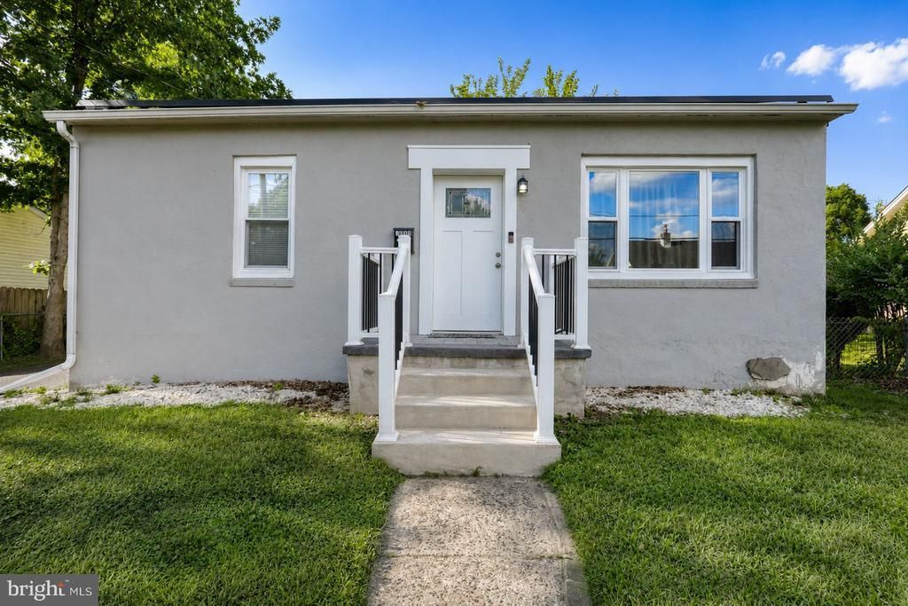 1315 MAIN AVENUE, CROYDON, PA 19021