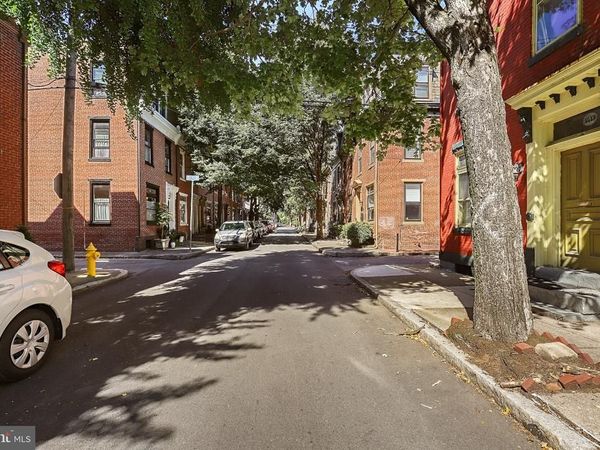 1511 PENN STREET , HARRISBURG, PA 17102