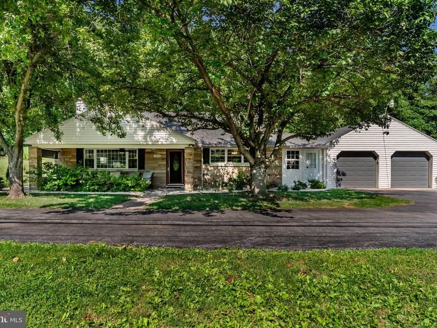 2416 Church Road, Hummelstown, PA 17036 Main Photo