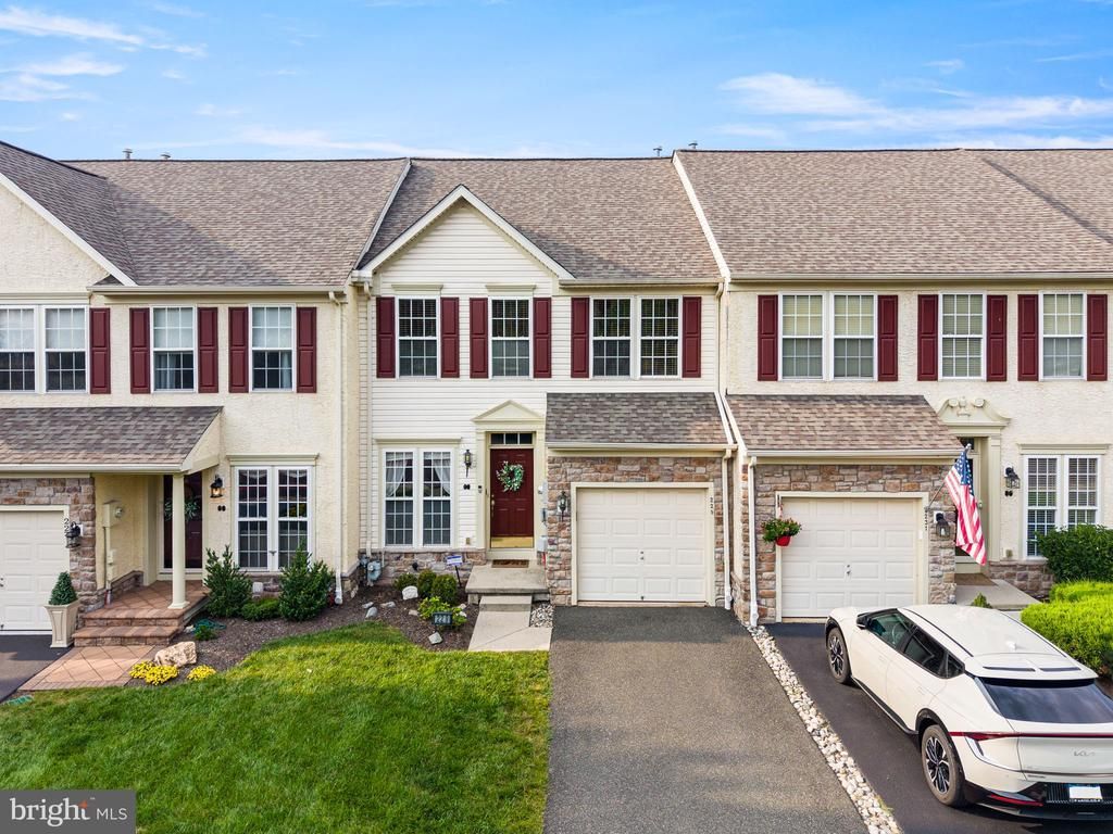 229 CREEKSIDE DRIVE , POTTSTOWN, PA 19464