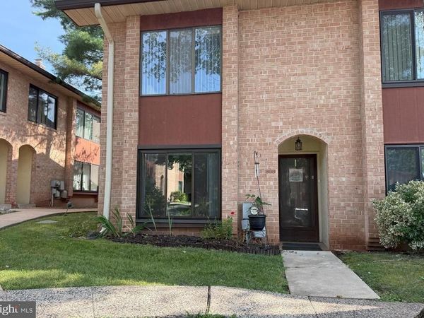 805 STONYBROOK, Unit 805, NORRISTOWN, PA 19401