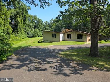 3534 WOODBURN ROAD, ANNANDALE, VA 22003