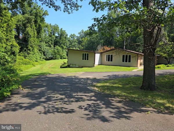 3534 WOODBURN ROAD, ANNANDALE, VA 22003