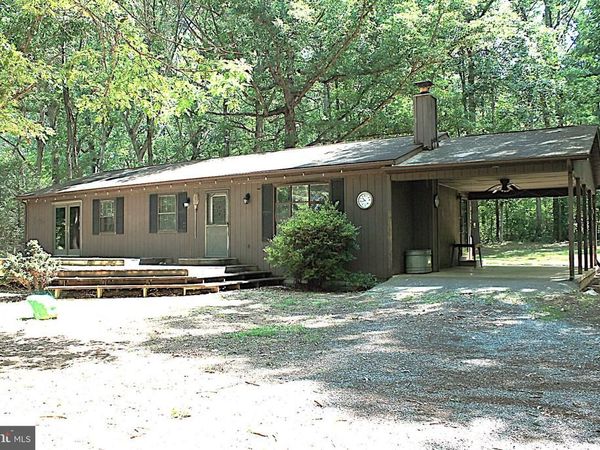 365 HILLCREST ROAD, EDINBURG, VA 22824