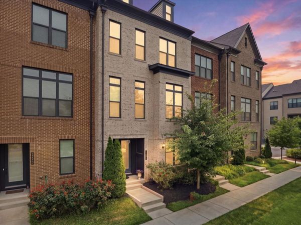 12331 YELLOW BUCKEYE WAY , FAIRFAX, VA 22030